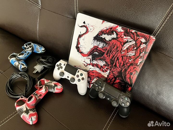 Sony playstation 4 slim