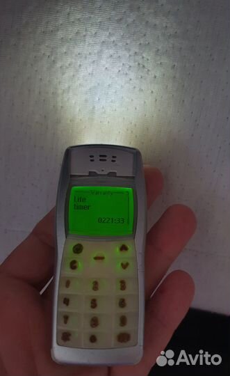 Nokia 1100 с аккумулятором