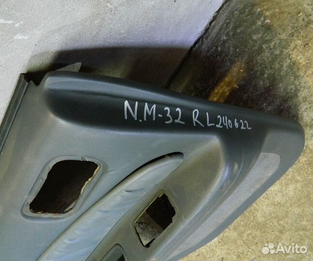 Обшивка двери задней левой Maxima A32