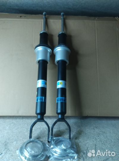 Амортизатор передний Mercedes CLS С 219