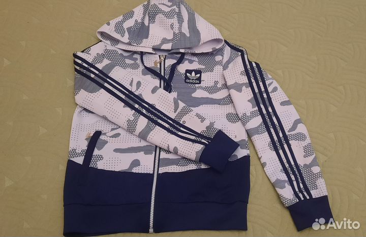 Спортивный костюм adidas для девочек