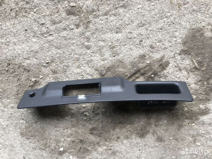 Накладка крышки багажника opel astra H gtc 3d