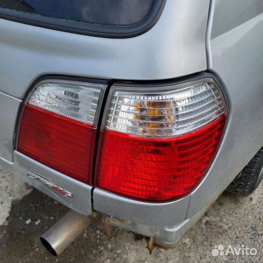 Стоп сигнал nissan primera p11 универсал