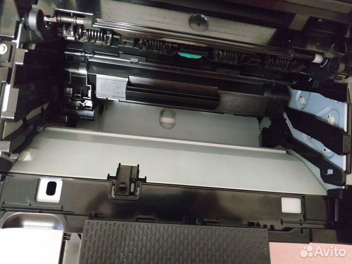 Принтер HP LaserJet P1606dn (1 148 страниц)
