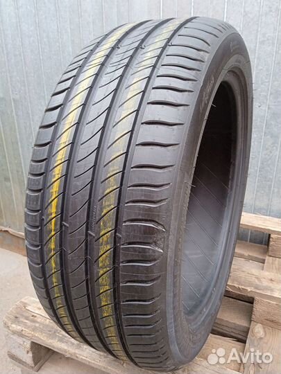 Michelin Primacy 4 235/45 R18