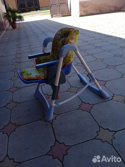 Стульчик для кормления jetem