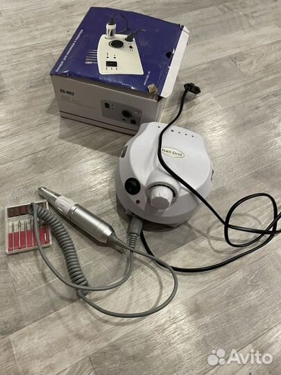 Машинка для маникюра и педикюра