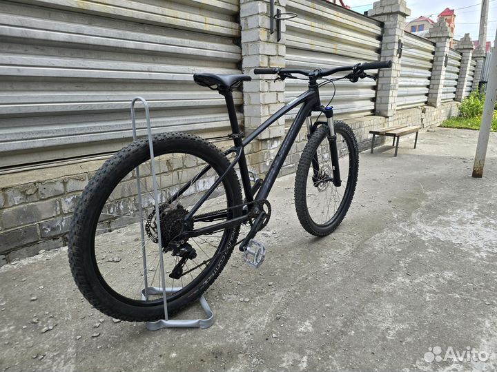 Велосипед specialized pitch 27,5