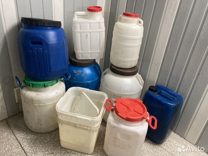Емкости пластиковые бу