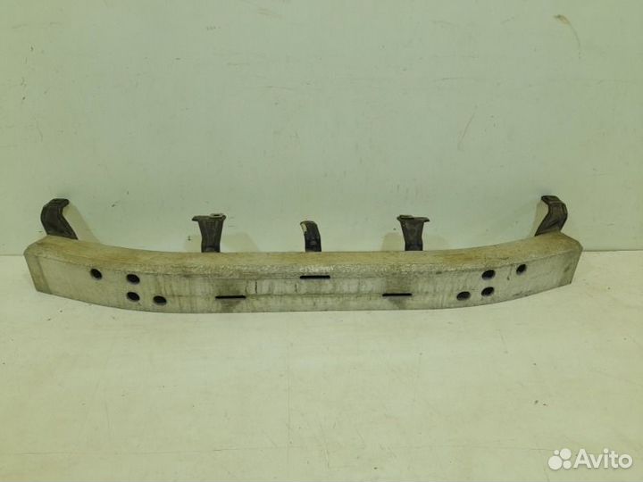 Усилитель бампера передний Toyota Land Cruiser 200