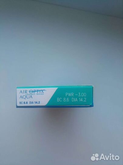 Линзы контактные (-3 )