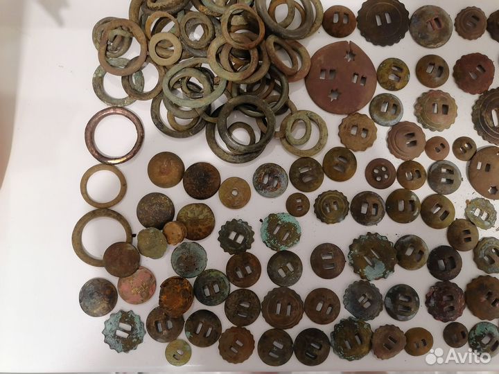 Элементы конской упряжи