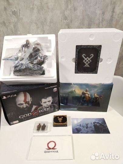 Коллекционное издание игры - God of War - PS4
