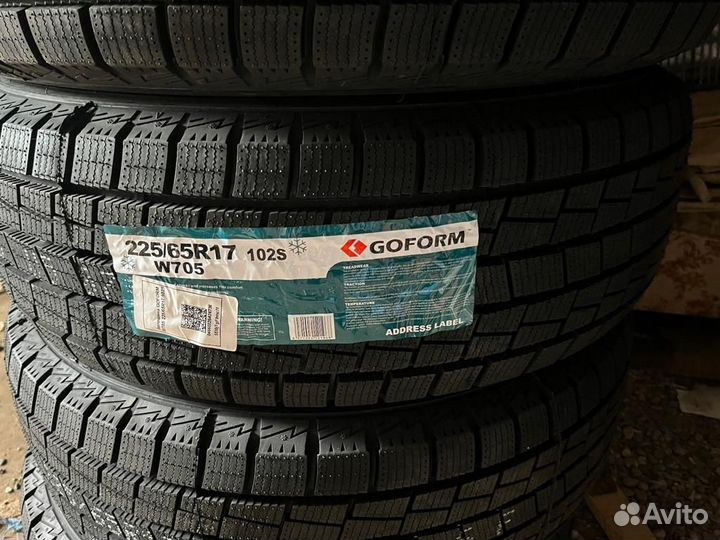 Goform W705 225/65 R17 102S