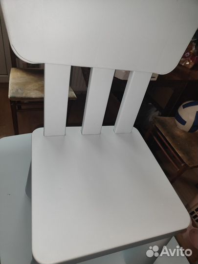 Столик и стульчик IKEA маммут