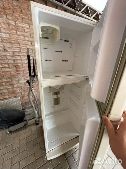 Холодильник samsung