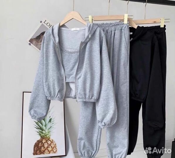 Спортивный костюм новый