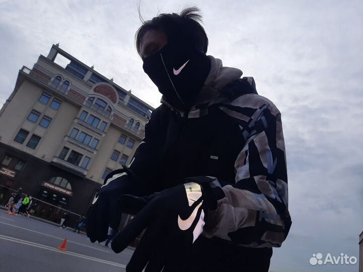 Снуд Nike и Перчатки Nike Hyperwarm