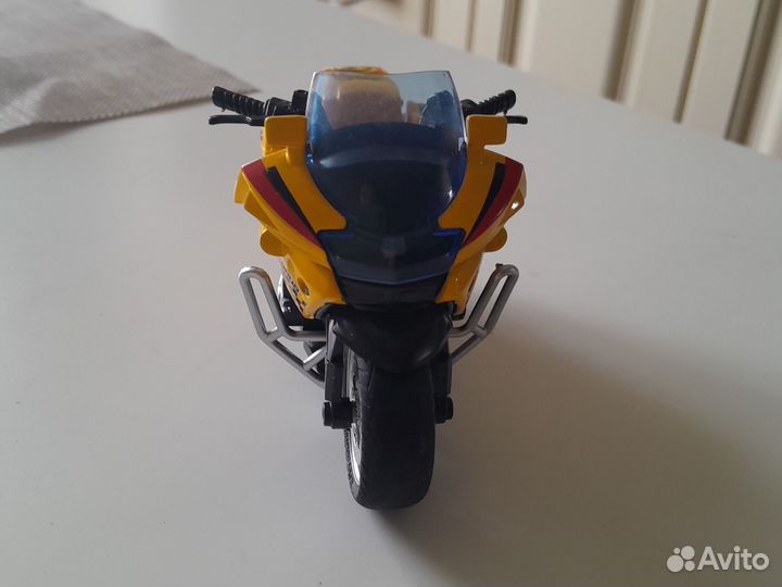 Мотоцикл инерционный 128 см