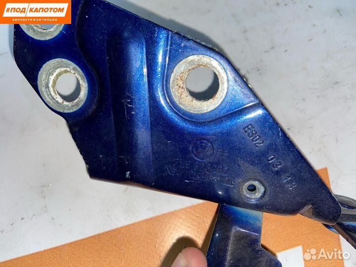 Петля капота правая Volkswagen Touareg рест