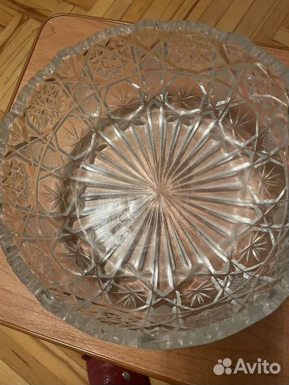 Ваза хрустальная