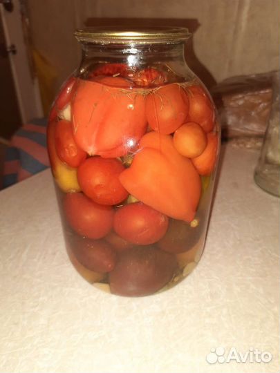 Огурцы и помидоры маринованные домашние