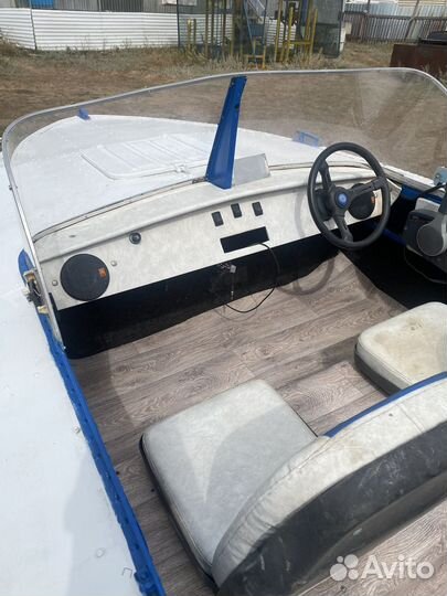 Моторная лодка прогресс-2М