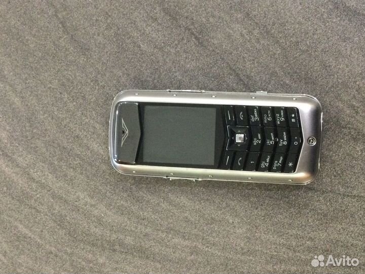 Vertu Ascent 2010, 32 ГБ