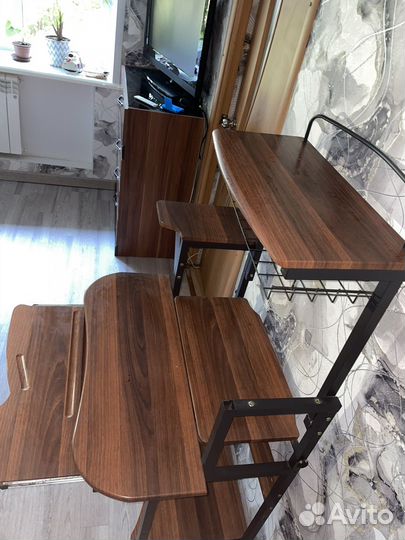 Компьютерный стол