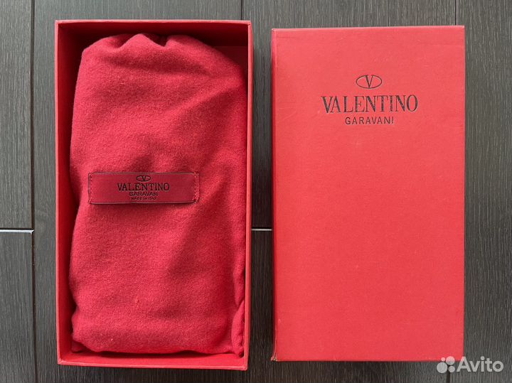 Кошелек женский Valentino Garavani