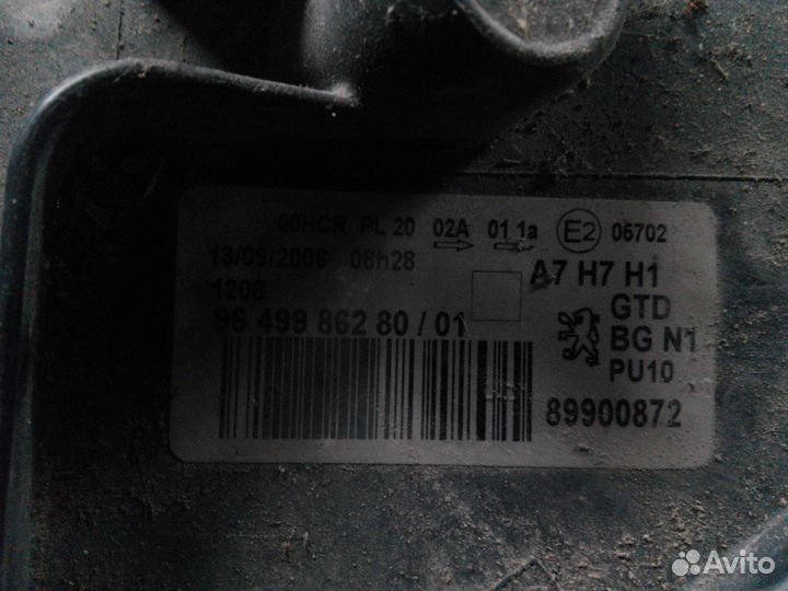 Фара Peugeot 207