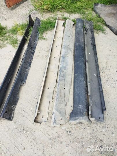 Накладки на пороги toyota corolla