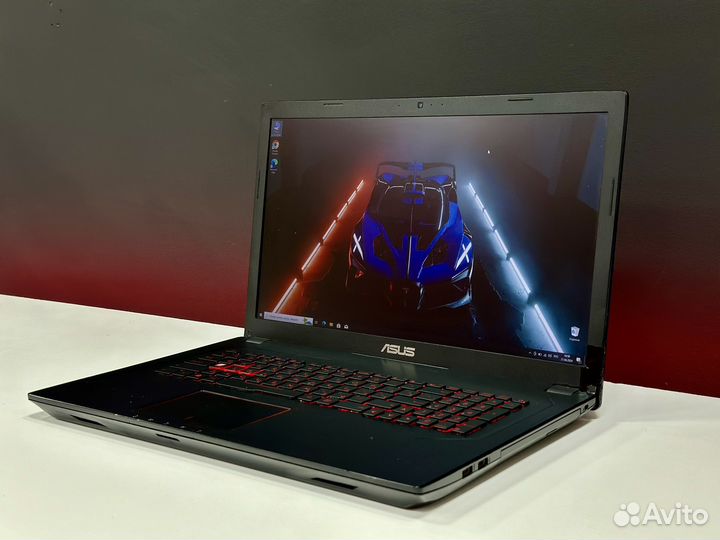 Игровой Asus 17.3 IPS Core i7 16G GTX1050 4G