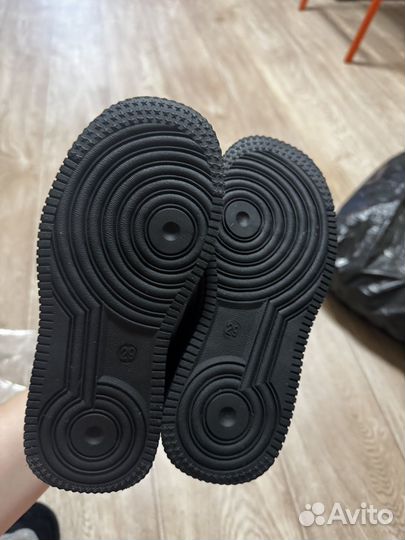 Кроссовки 29 р