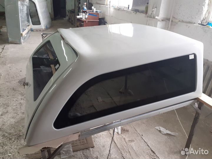 Кунг окрашенный для пикапа Ниссан нп300