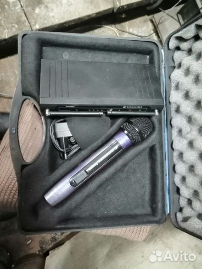 Радиомикрофон sennheiser