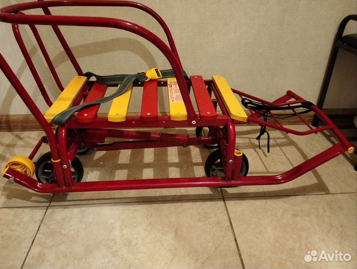 Детские санки на колесах