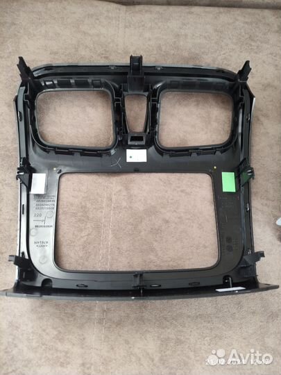 Оригинальное штатное гу на Renault Sandero II