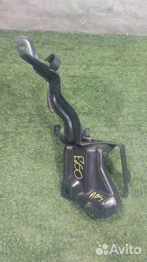 Кронштейн насоса ABS Toyota Verso R2 2017