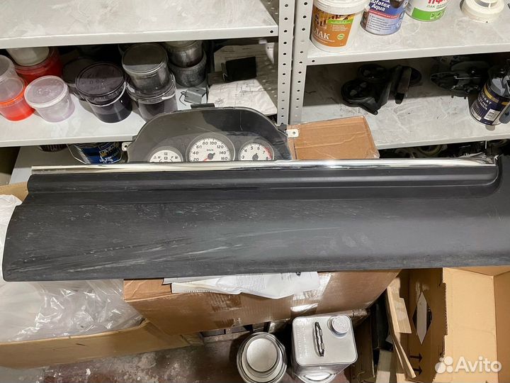 Накладка двери передней правой Ford Explorer 10-15