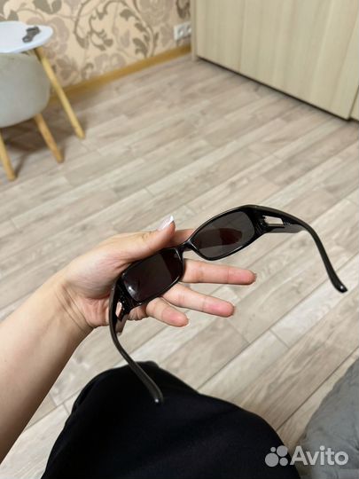 Солнцезащитные очки furla