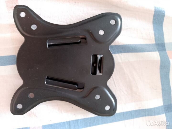 Кронштейн для телевизора