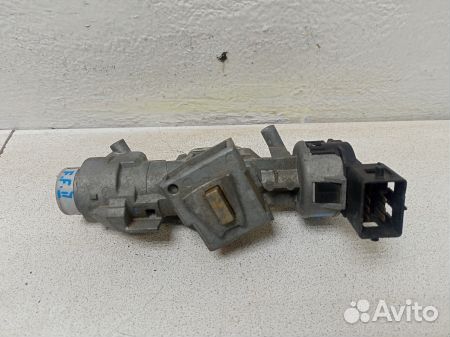 Замок зажигания Ленд Ровер