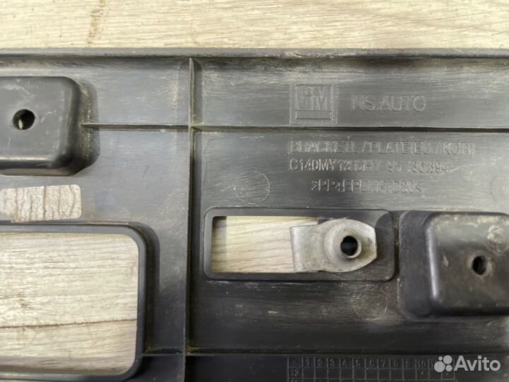 Площадка номера Chevrolet Captiva C 140