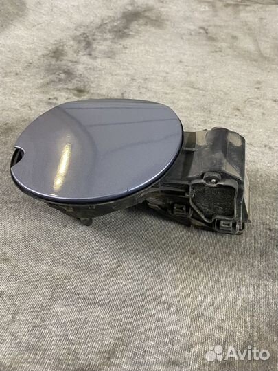 Лючок бензобака Renault Megane III (2008–2014)