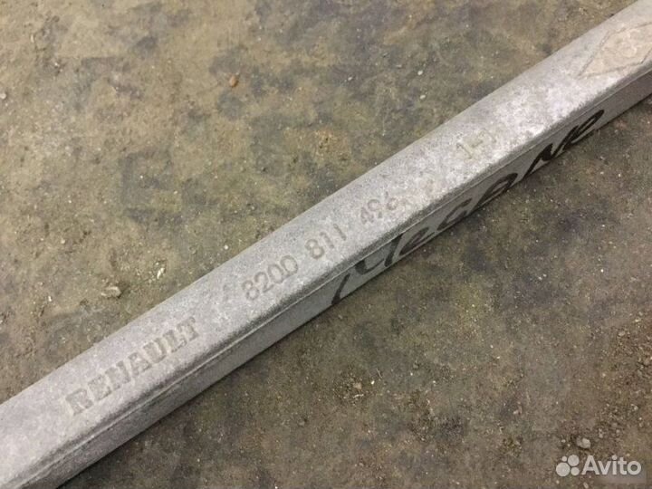 Кронштейн генератора Renault Megane 2 2002-2009