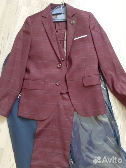 Новый школьный костюм для мальчика