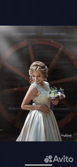 Свадебное платье