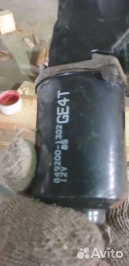 Моторчик стеклоочистителя Mazda gf 626