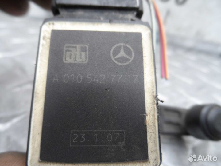 Датчик дорожного просвета Mercedes GL W164 0105427